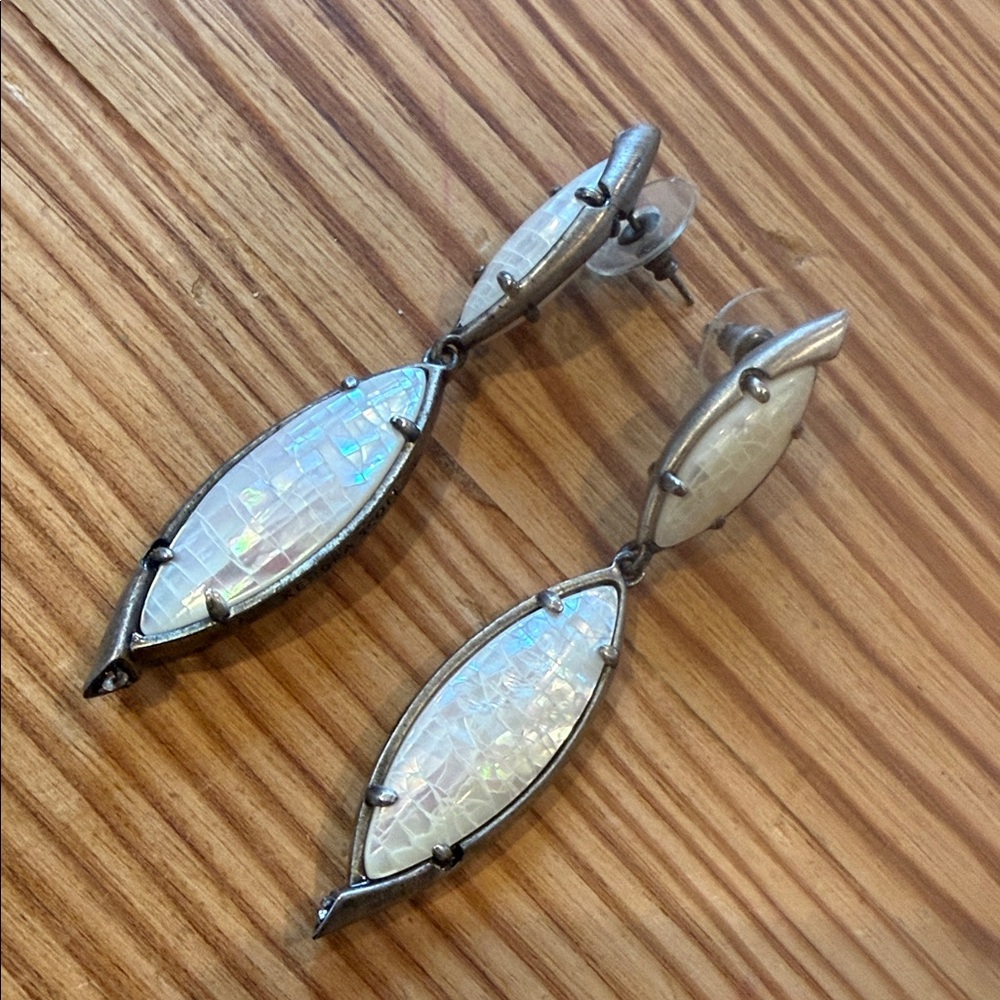 Kendra Scott Maisey Mother-of-Pearl Inlay Silver Plated Drop Earrings